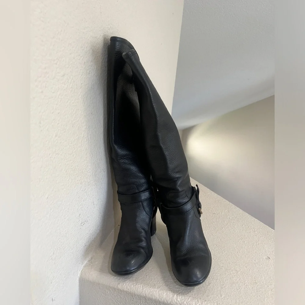 Hogan Womens Leather Buckle Detail Black Round‎ Toe Knee High Boots size 37